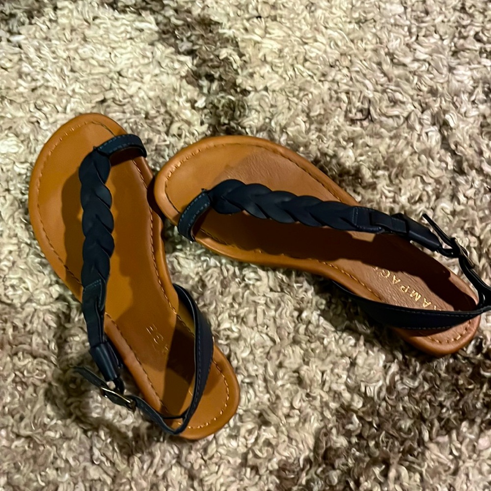 Braided strap sandals